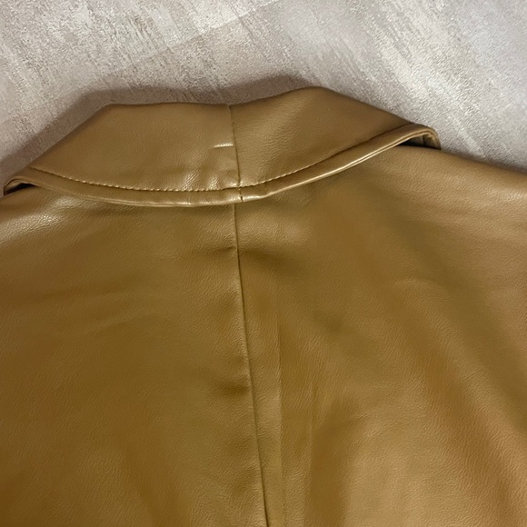 Faux Tan Leather cropped Jacket/blazer- size L - Picture 9 of 11